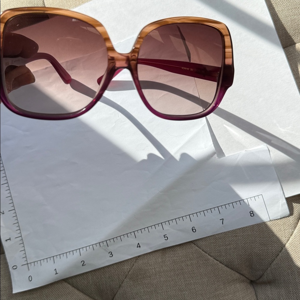 MCM NWT Authentic Women's Oversized Acetate Frame Sunglasses - Picture 9 of 13